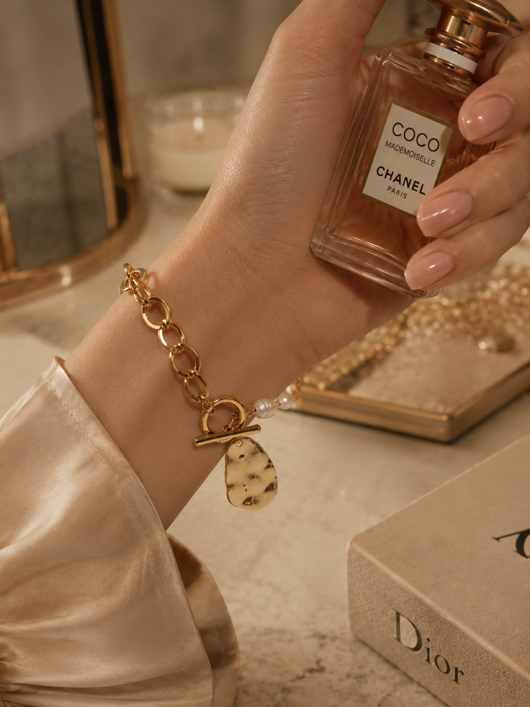 Pearl Link Statement Bracelet with radiant faux pearls and bold gold links